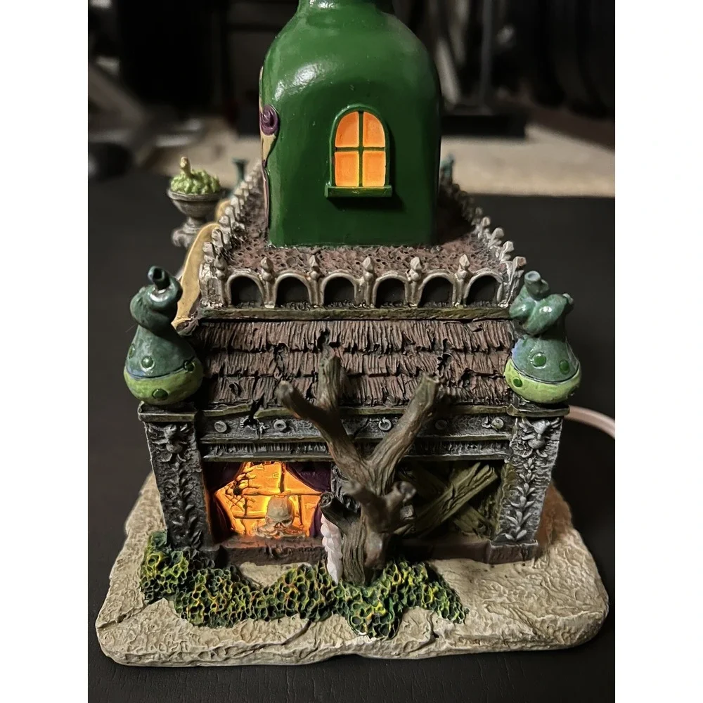 Munsters Hawthorne Village Vita Moan Pharmacy Lights Working Halloween‎ FLAW